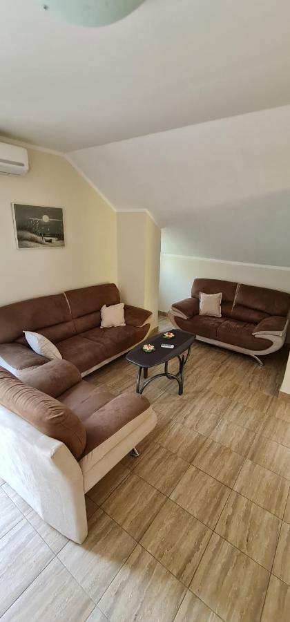 Apartman Nina2 Risan Exteriér fotografie