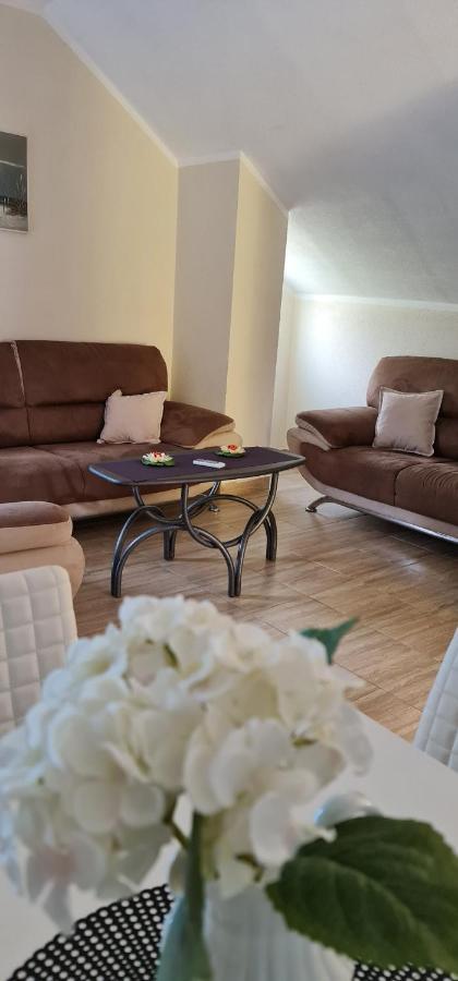 Apartman Nina2 Risan Exteriér fotografie