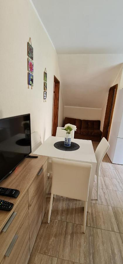 Apartman Nina2 Risan Exteriér fotografie