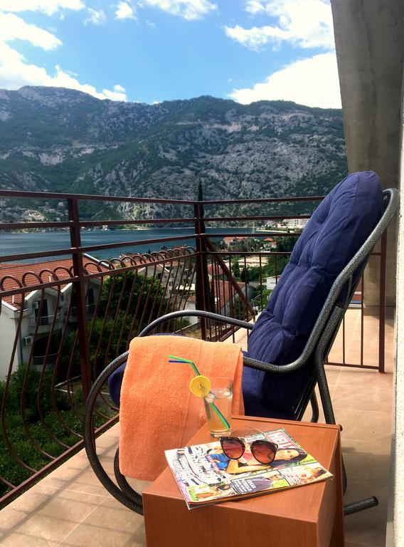 Apartman Nina2 Risan Exteriér fotografie