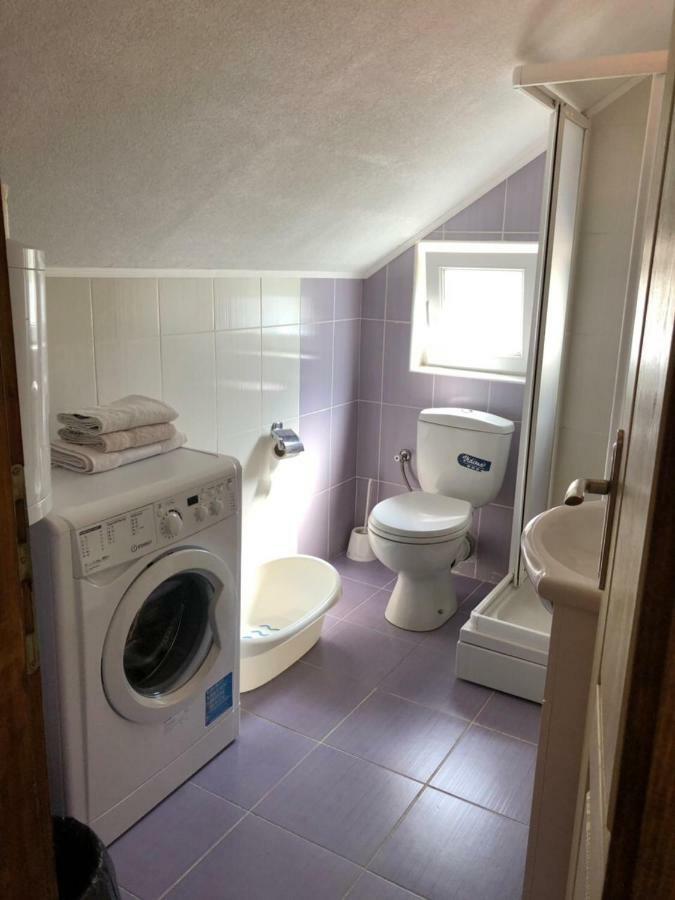 Apartman Nina2 Risan Exteriér fotografie