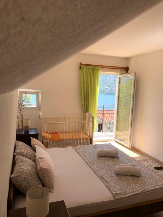 Apartman Nina2 Risan Exteriér fotografie