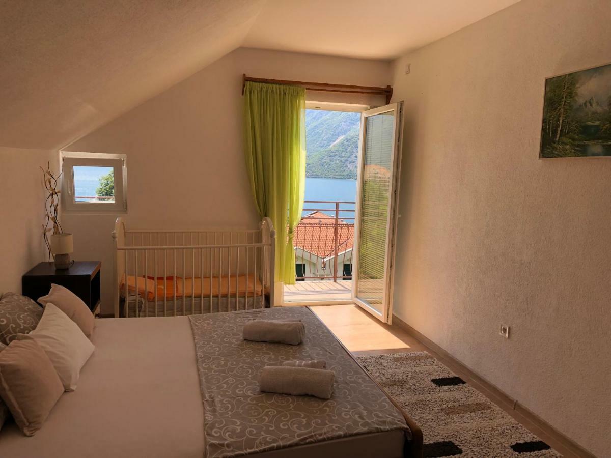 Apartman Nina2 Risan Exteriér fotografie