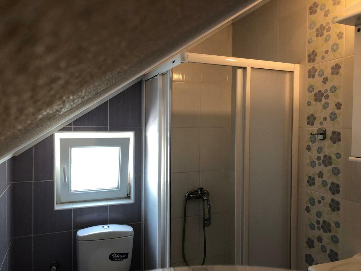 Apartman Nina2 Risan Exteriér fotografie