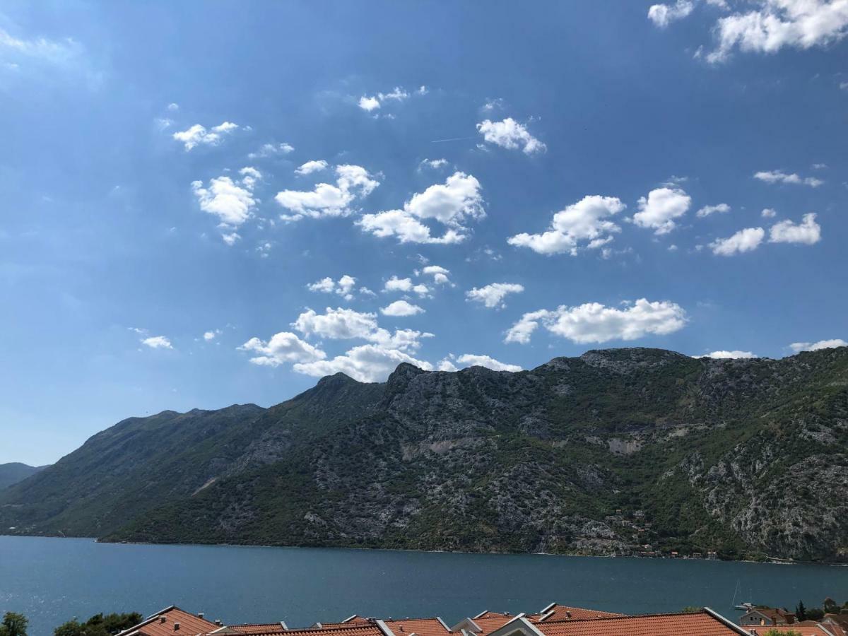 Apartman Nina2 Risan Exteriér fotografie